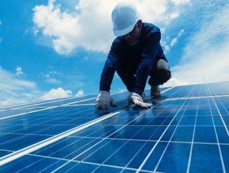 Installer des panneaux photovoltaïques pour votre entreprise en Wallonie